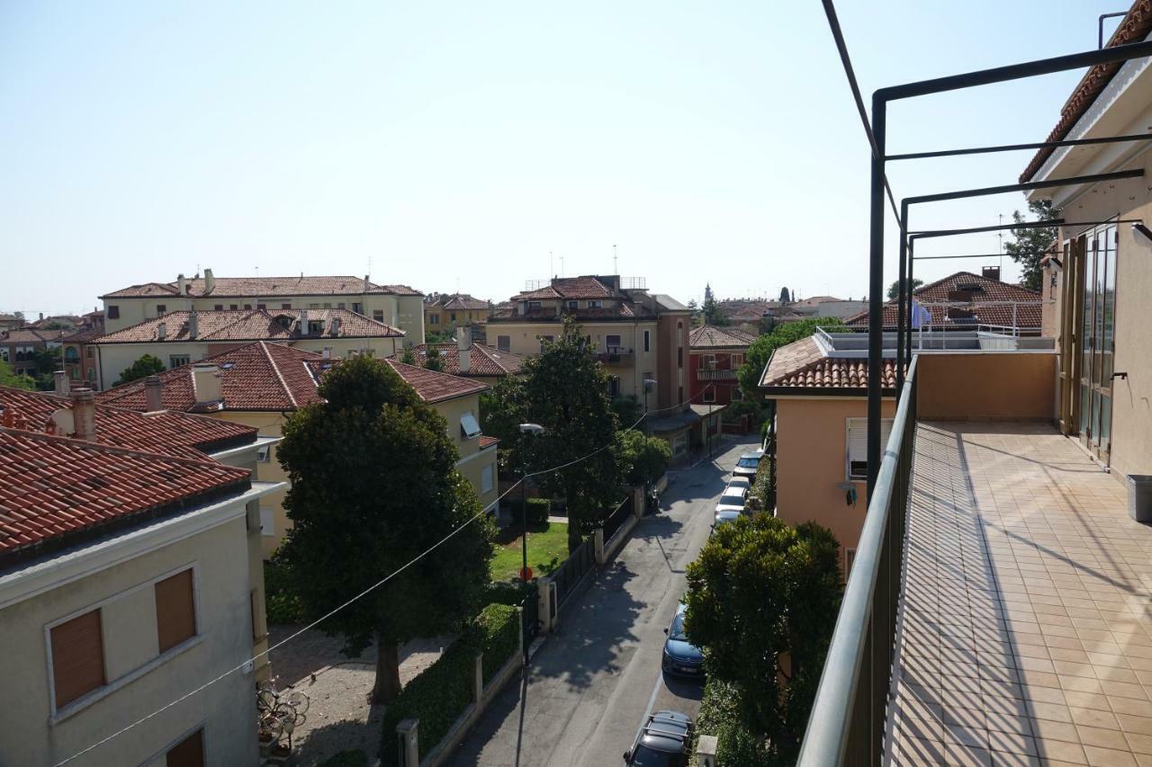 Ferienwohnung Primopiano - Venezia Lido Exterior foto